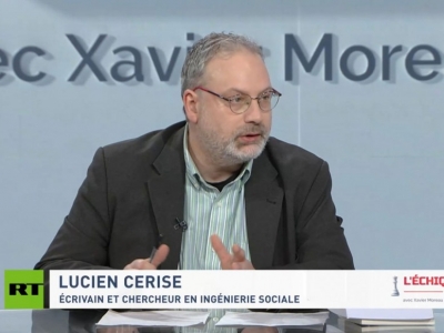 LA GUERRE HYBRIDE : Lucien Cerise invité de Xavier Moreau dans « L’échiquier mondial » sur Russia Today