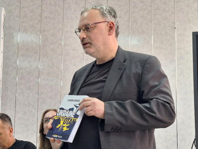 Lucien Cerise à l’université de Donetsk, Donbass : « L’Europe soutient le conflit en Ukraine car elle vit dans un monde d’illusions »