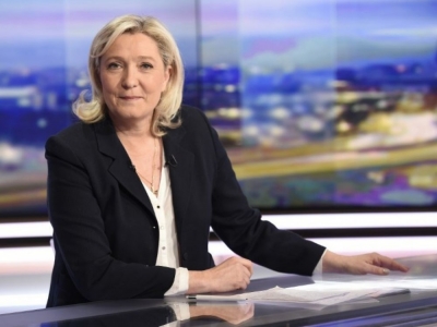 Législatives : Marine Le Pen fait le service après-vente de Macron